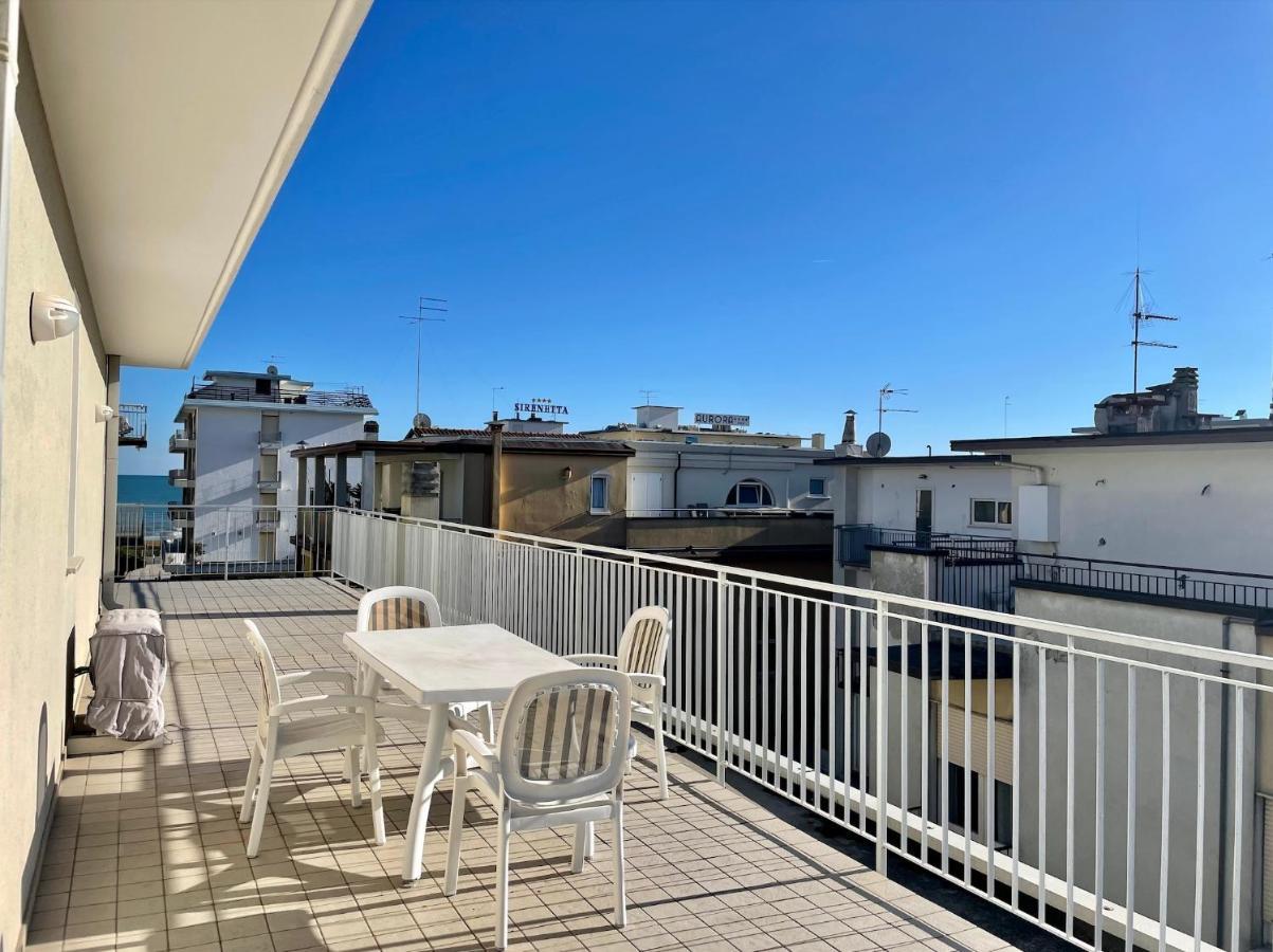 Palazzo Masotto - Carraro Immobiliare Jesolo - Family Apartments Dış mekan fotoğraf